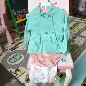 Carter’s girls matching set with fleece 24 m